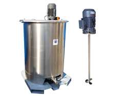 1224L stainless steel transport vessel with propeller mixer